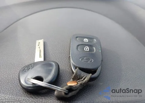 2011 Hyundai Elantra Limited (Ulsan Plant) из США, поврежденный, VIN KMHDH4AE1BU156566